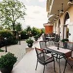 Briliant Hotel