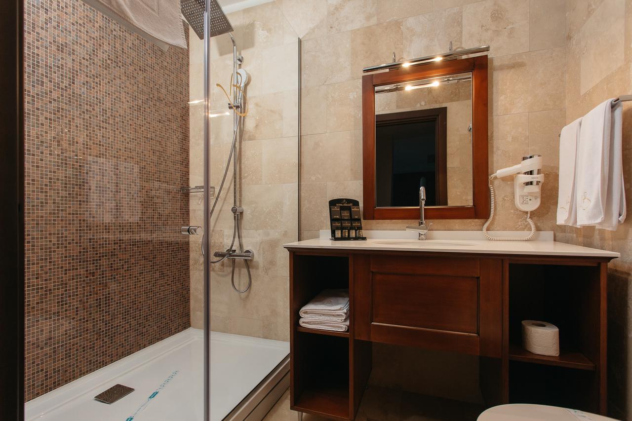 Hotel Briliant